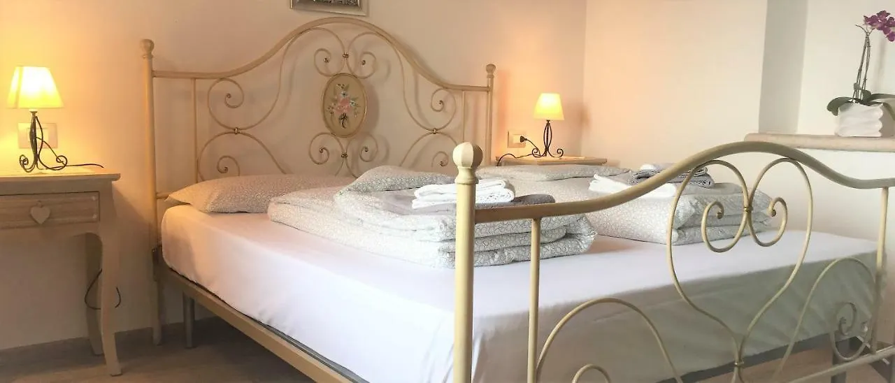 La Casa Nel Bosco Apartment Malcesine