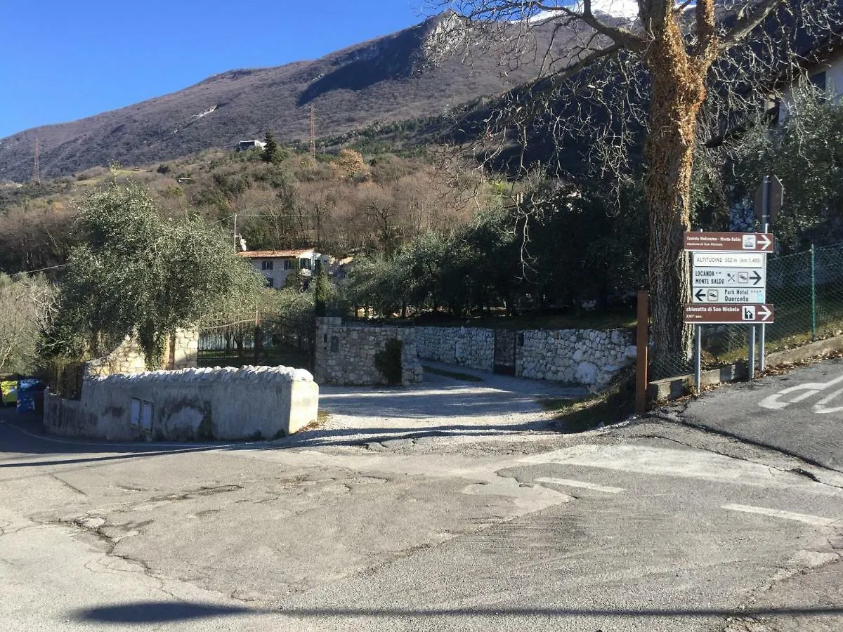 شقة La Casa Nel Bosco مالتشيزينيه